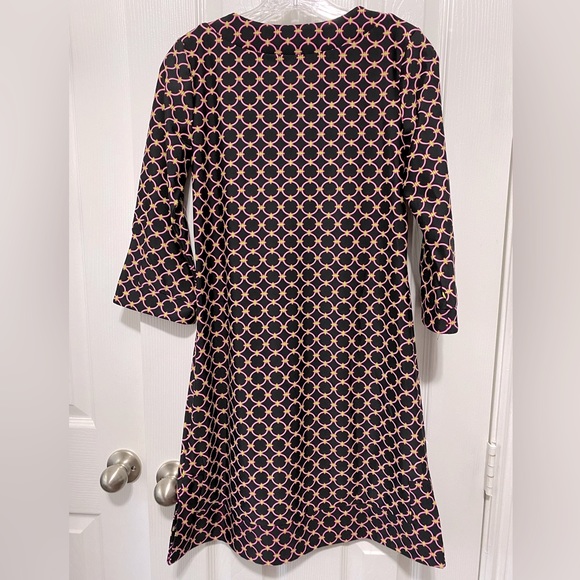 Jude Connally
Megan Circle Geometric Print Jude Cloth Stretch Knit Shift Dress - Picture 4 of 6